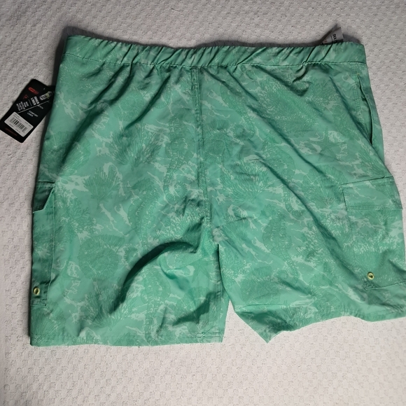Men's XXL green swim shorts - Picture 3 of 6